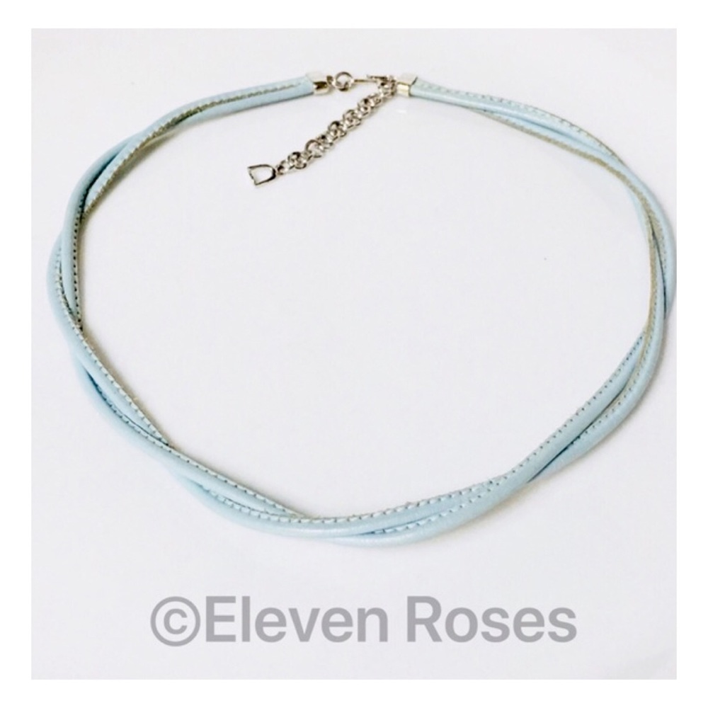 Carrera Y Carrera 18k Gold Leather Necklace